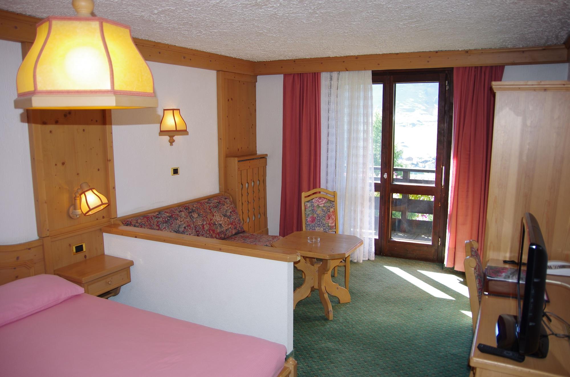 Hotel Intermonti Livigno Bagian luar foto