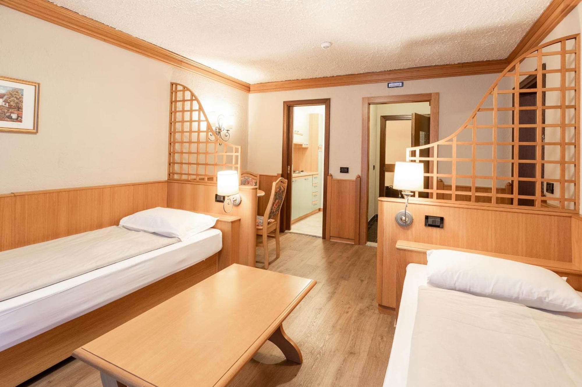 Hotel Intermonti Livigno Ruang foto