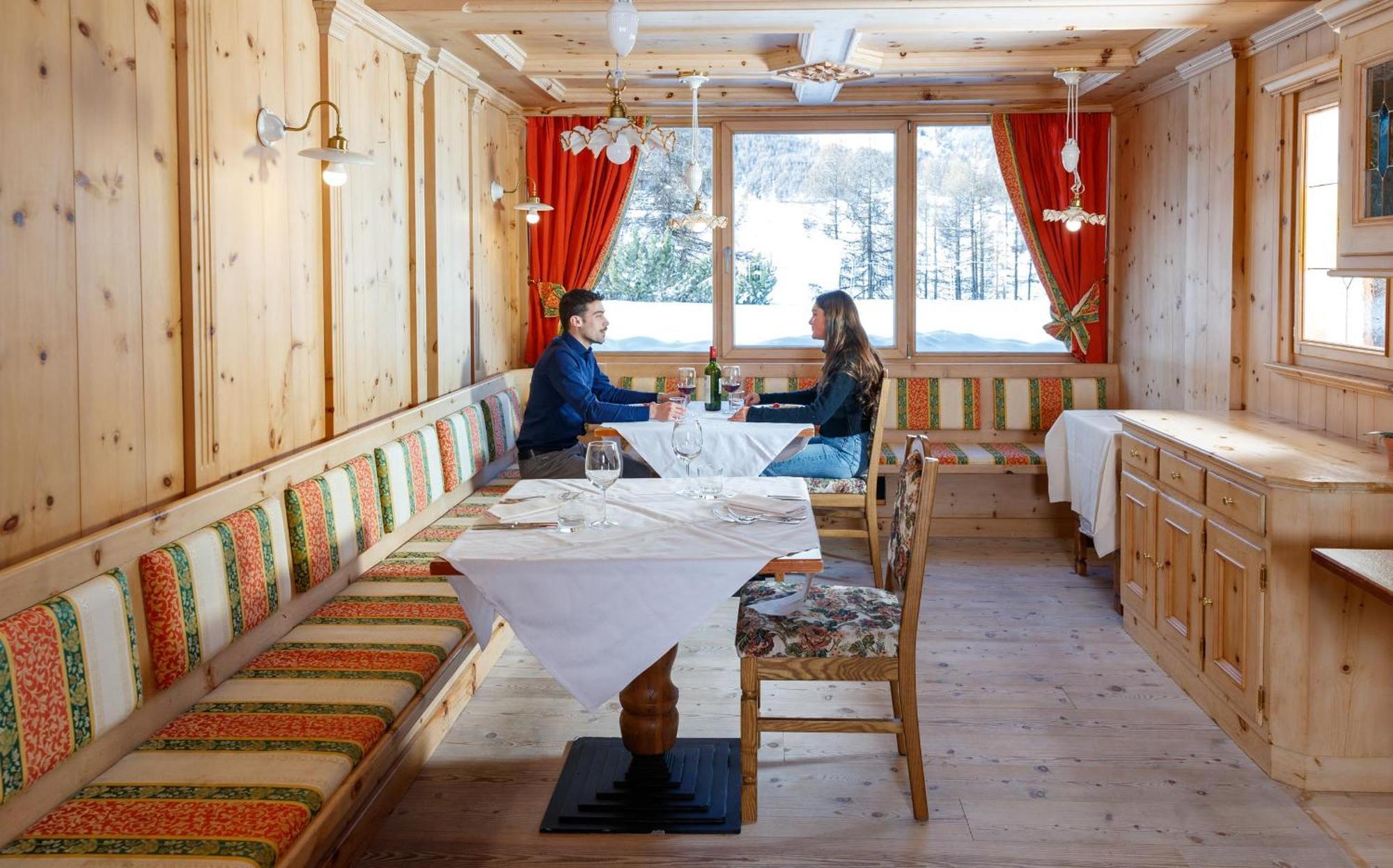 Hotel Intermonti Livigno Bagian luar foto
