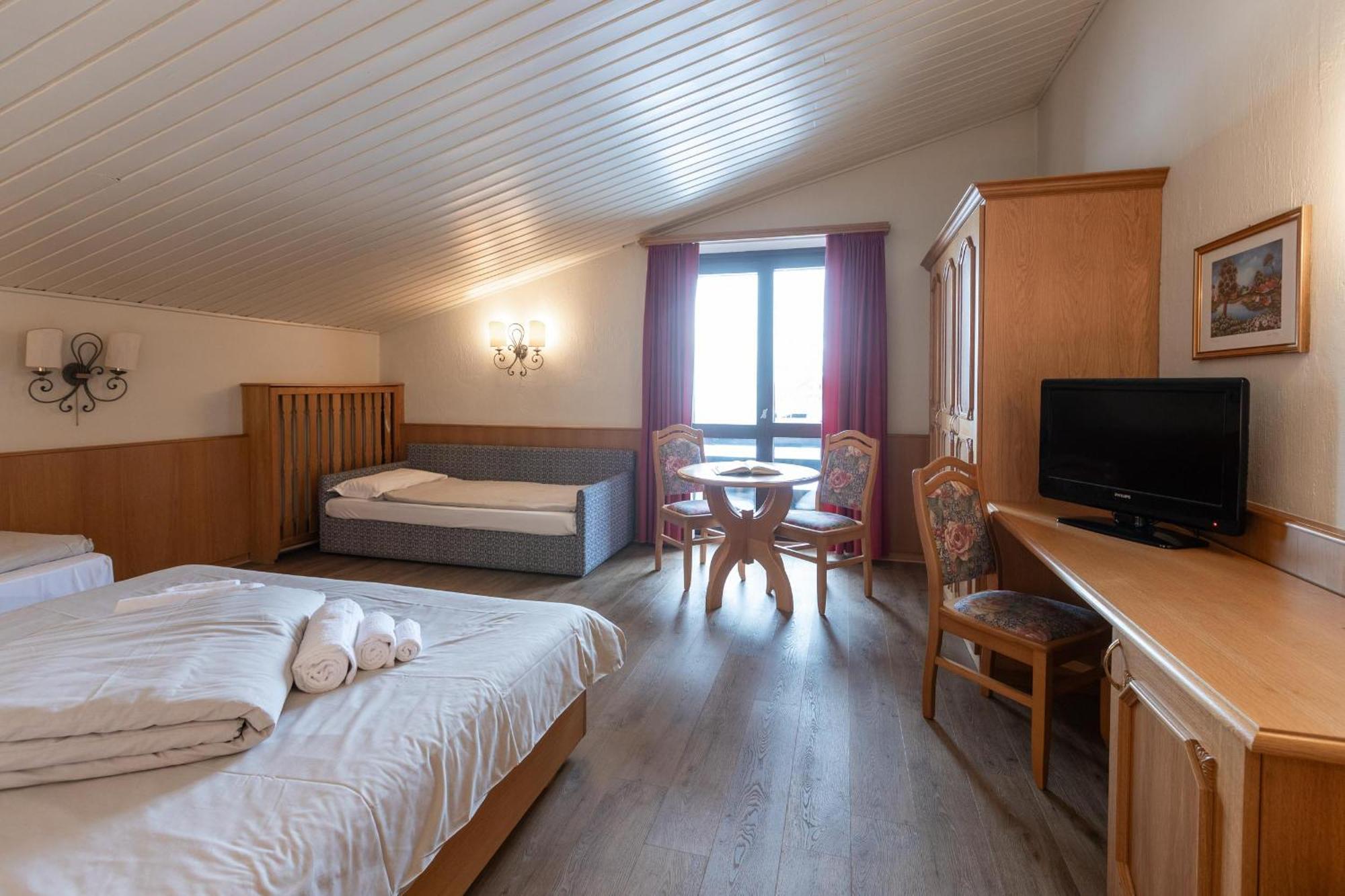 Hotel Intermonti Livigno Ruang foto
