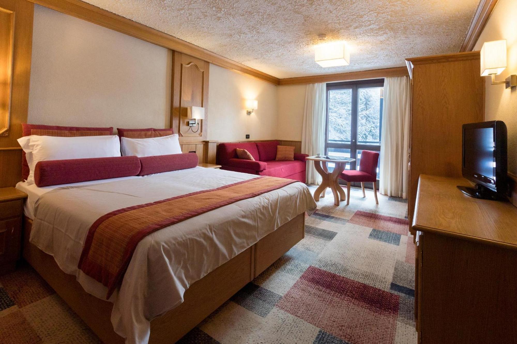 Hotel Intermonti Livigno Bagian luar foto