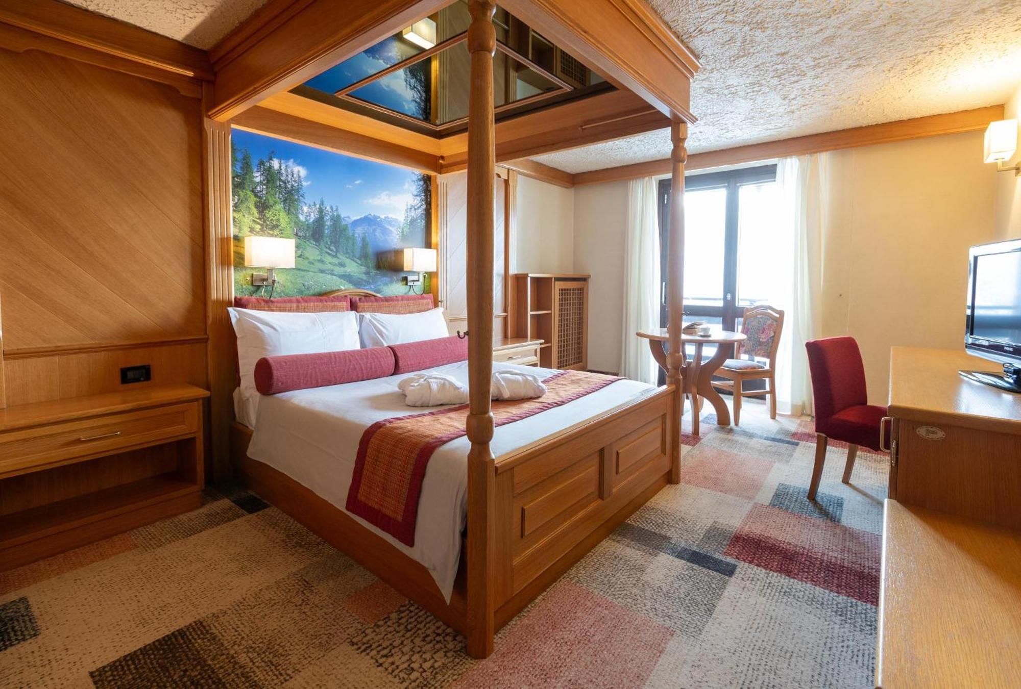 Hotel Intermonti Livigno Bagian luar foto